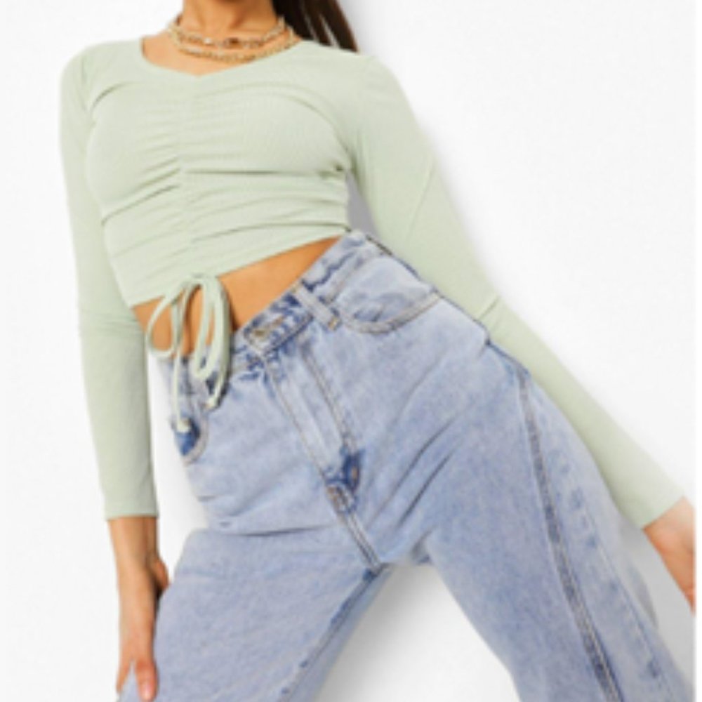 BooHoo Long Sleeve Crop